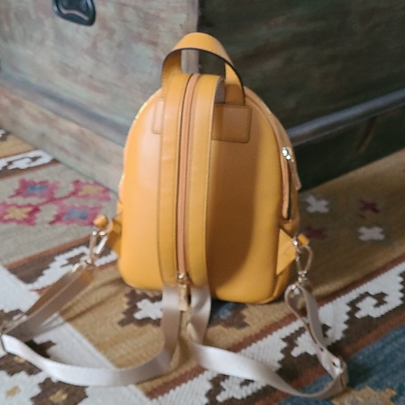 Michael Kors Erin Small Convertible Backpack Marigold Bag - Picture 2 of 4
